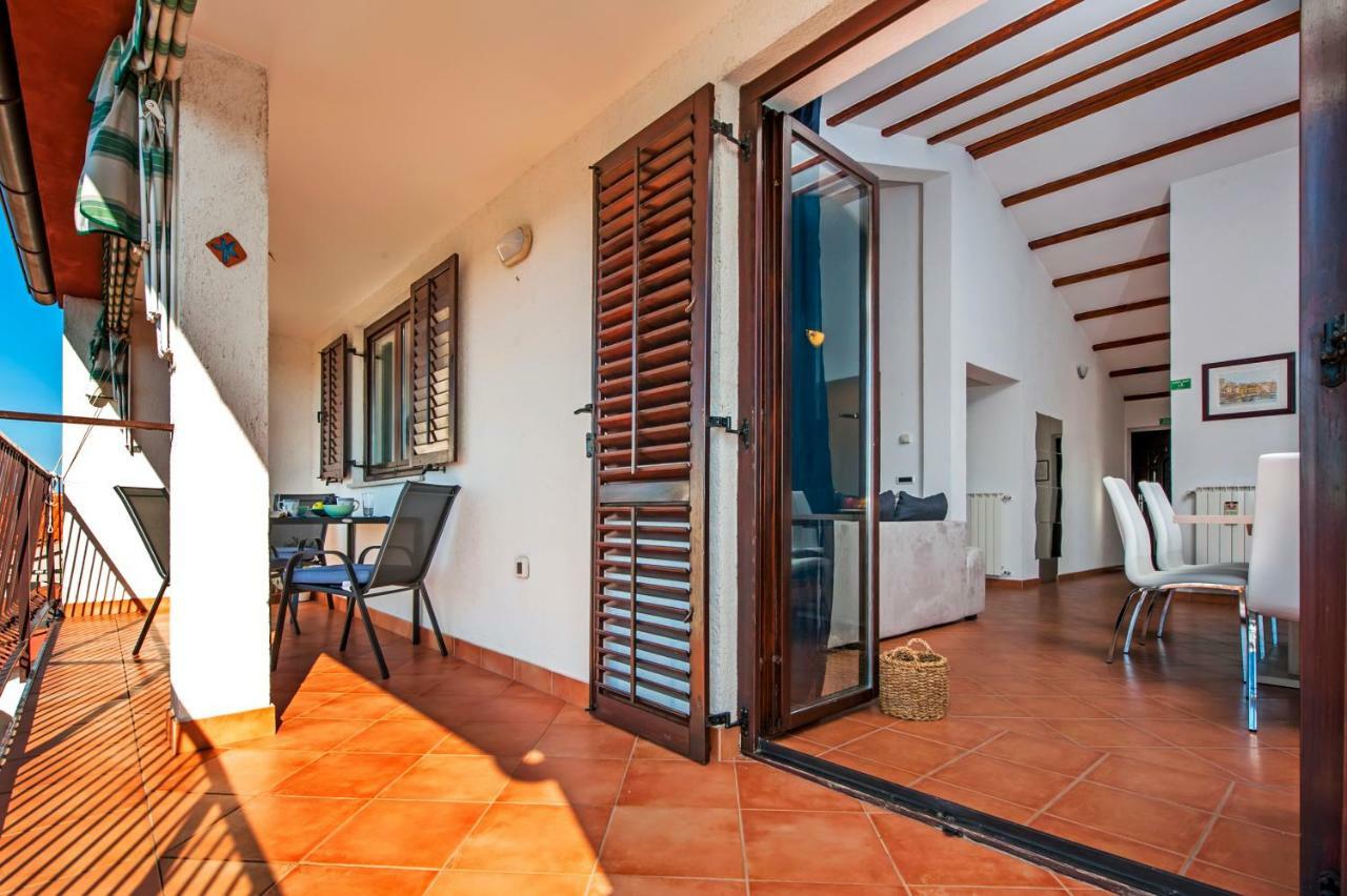 Apartment Bora Rovinj Extérieur photo