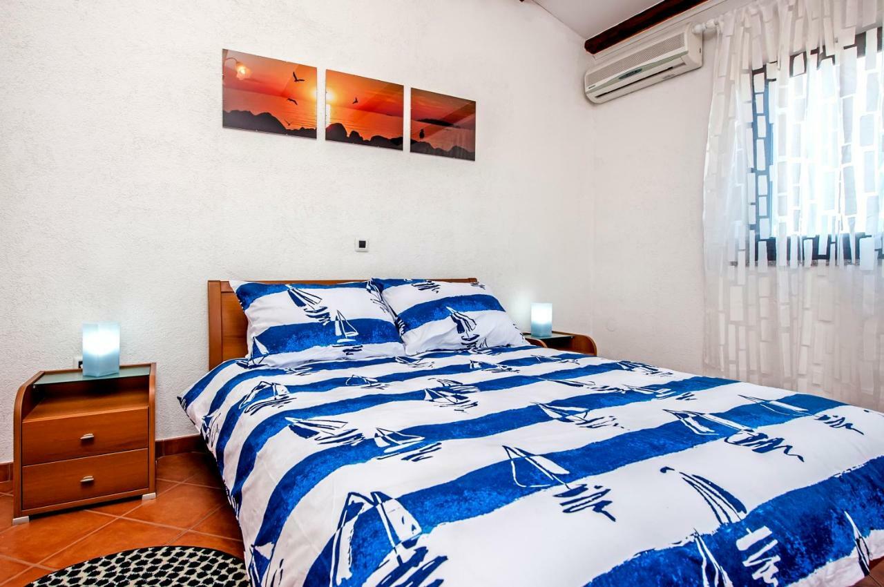 Apartment Bora Rovinj Extérieur photo