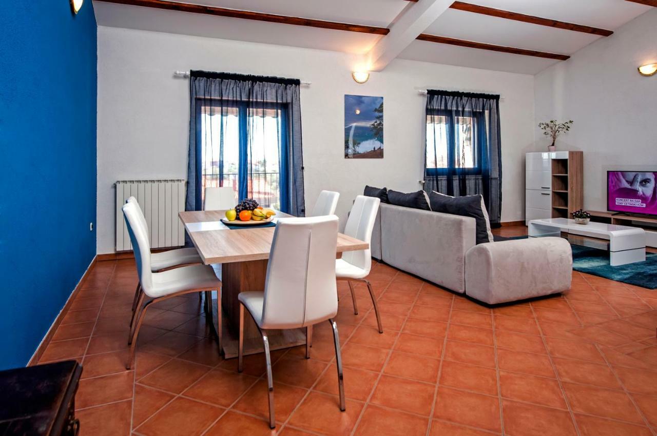 Apartment Bora Rovinj Extérieur photo