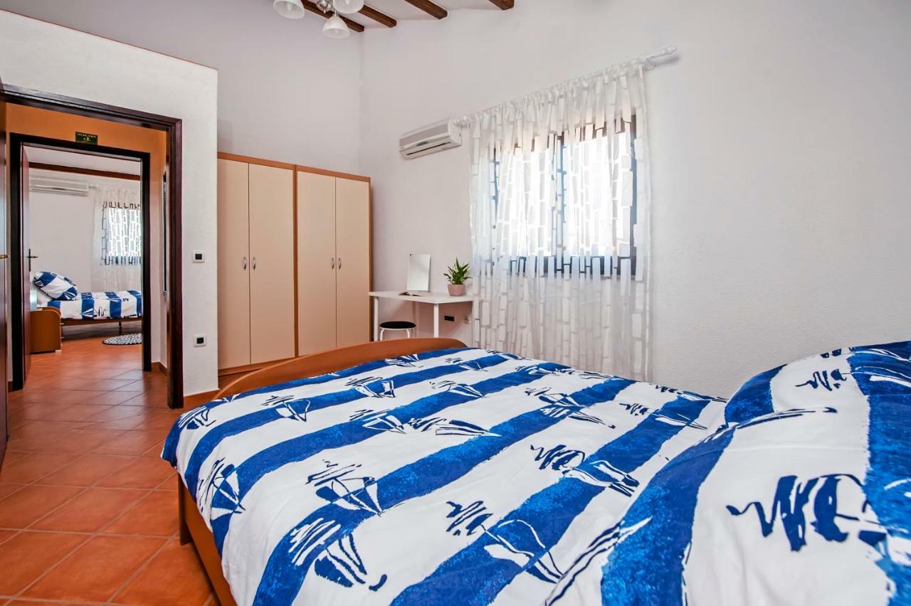 Apartment Bora Rovinj Extérieur photo